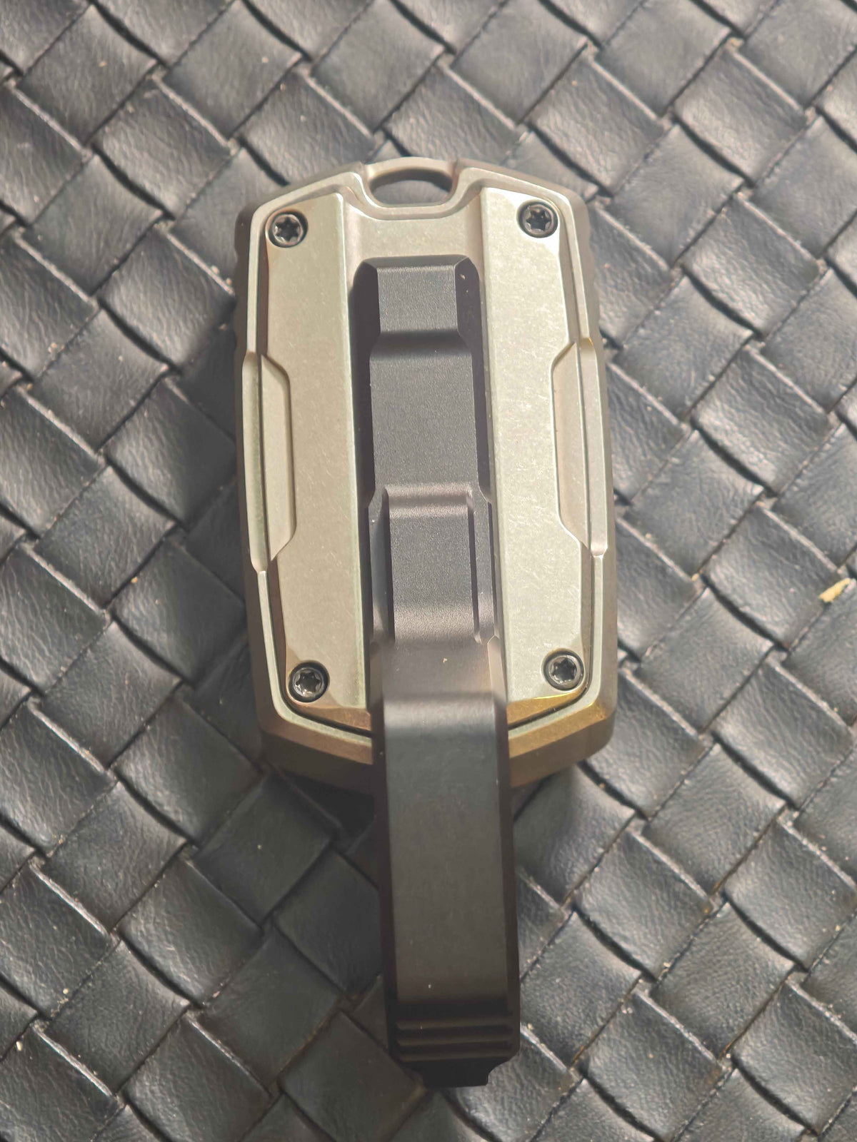 Thousand machines Titanium