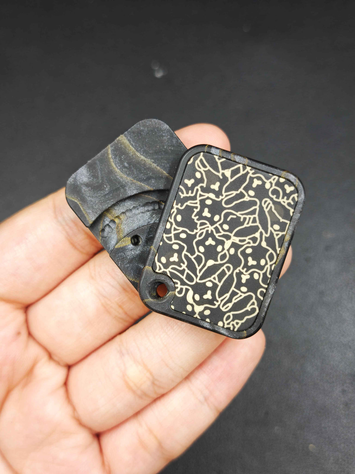 Price Tag Nine Palace Resin