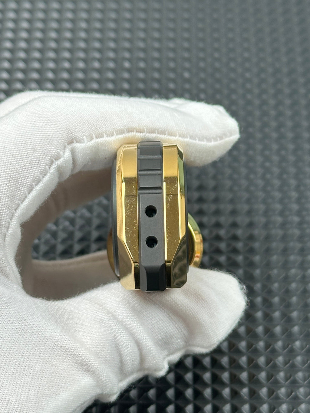 Sinian Titanium Gold Plated