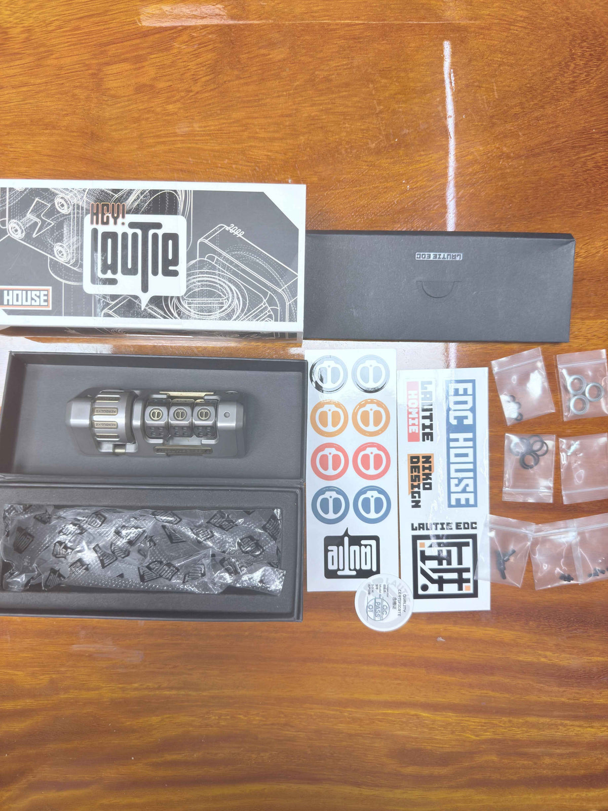Jackpot 2.0 Deskset Stainless Steel