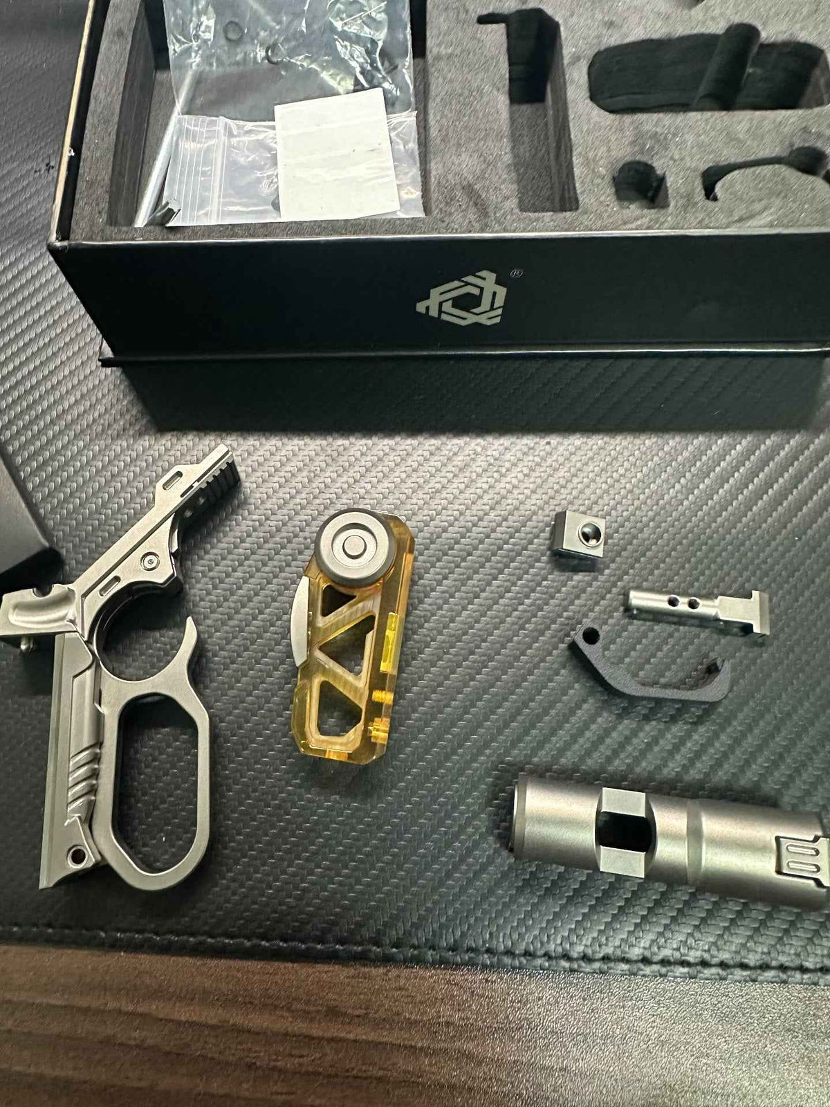Fang Titanium