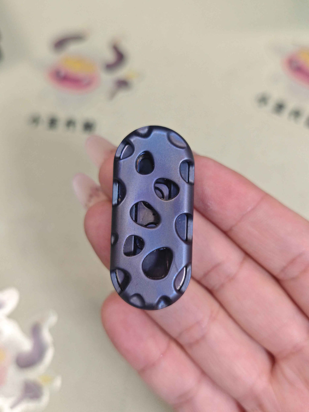 Top B Titanium