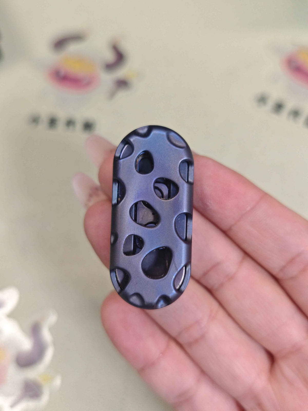 Top B Titanium