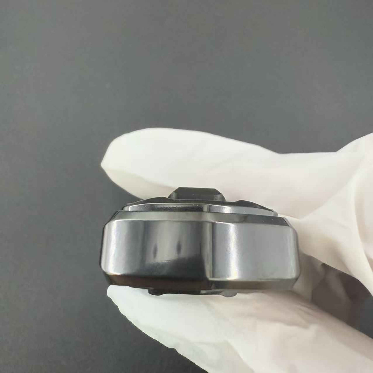 Thousand machines Zirconium Polished