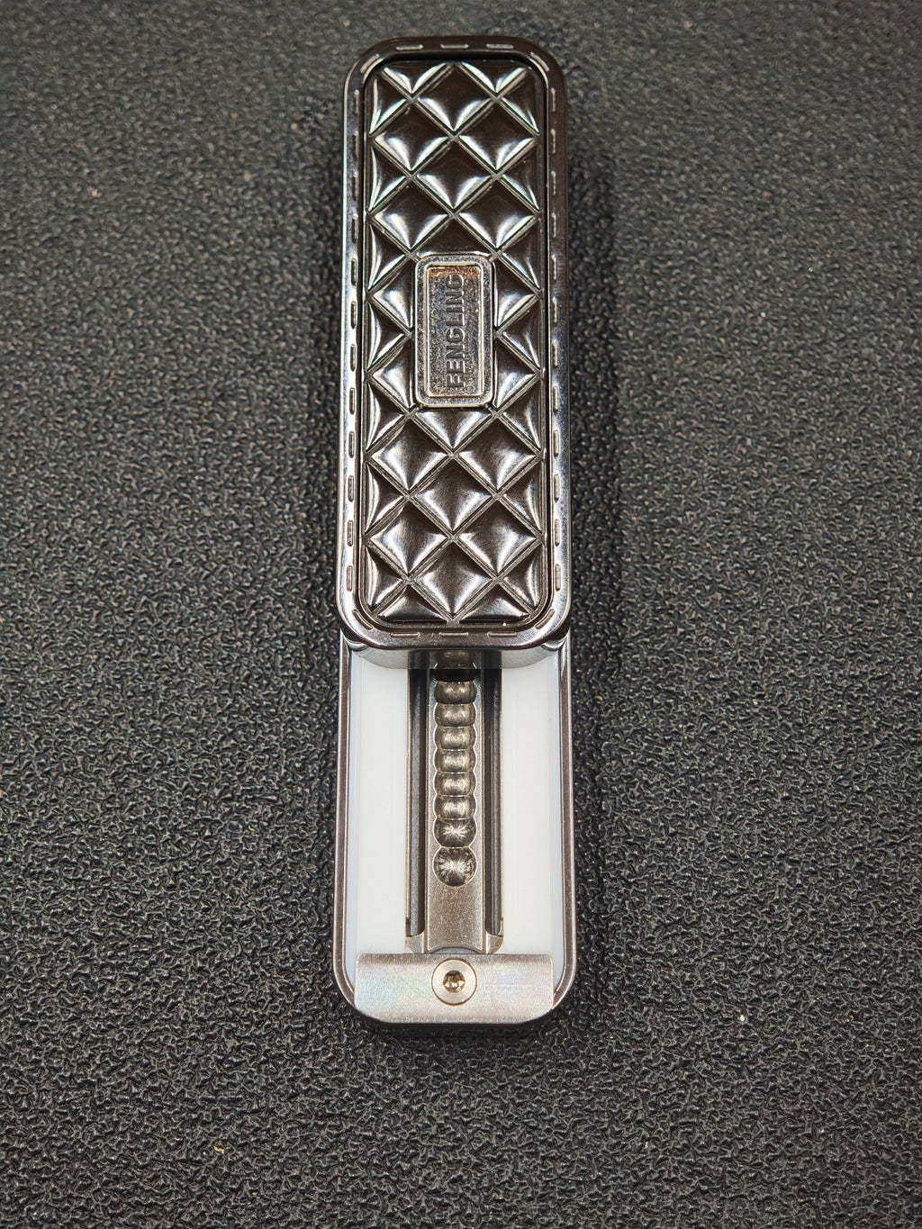 Feng Ling Zirconium
