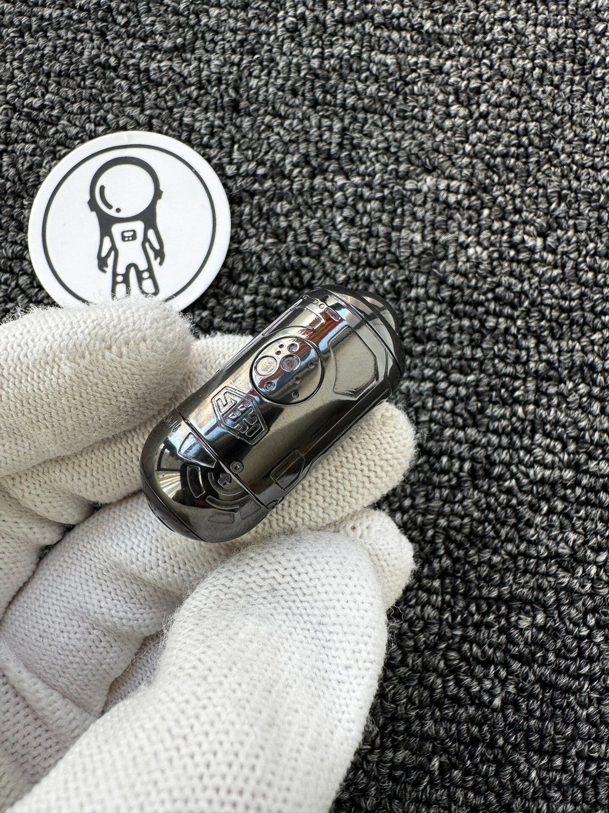 Holy Egg 2.0, Zirconium
