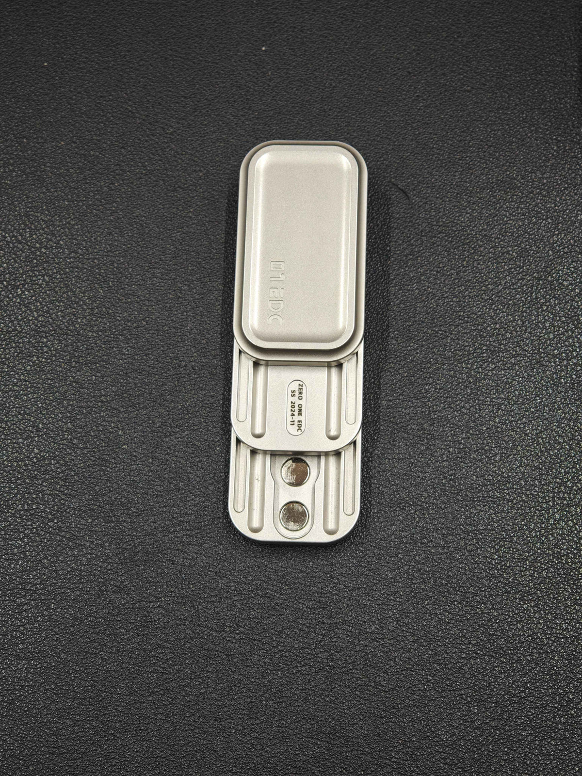 Magnet Feel Stainless Steel Stonewashed