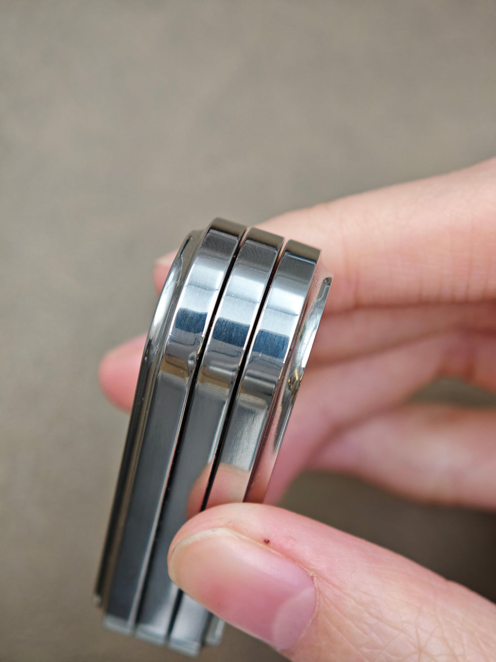 Pea Stainless Steel Polished