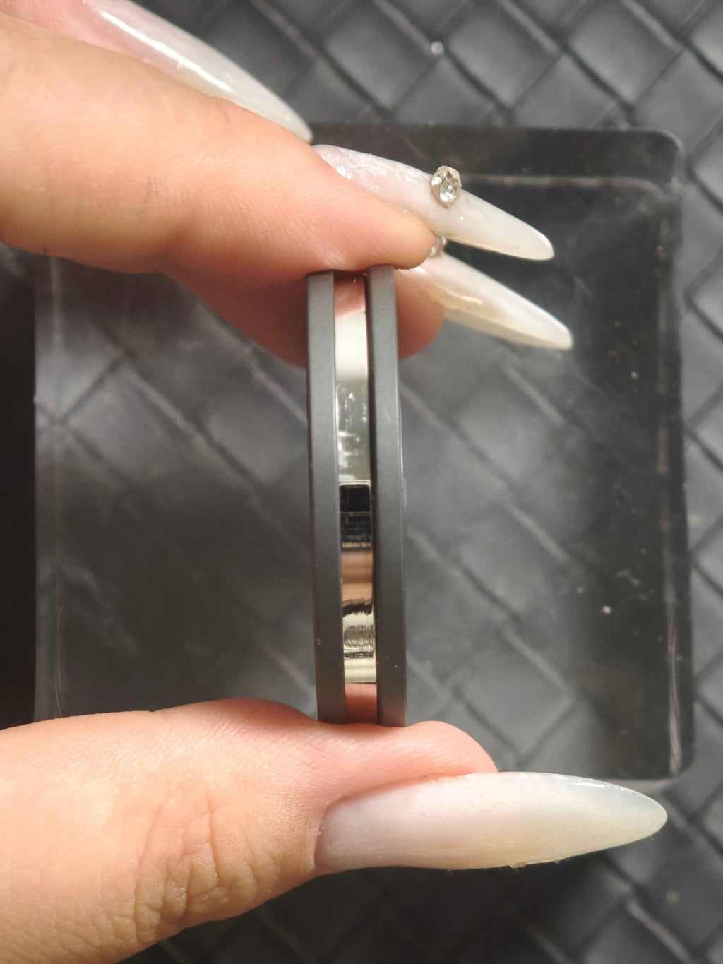 Showdown Mechanical Track Zirconium