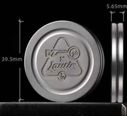 Show hand Mechanical Coin