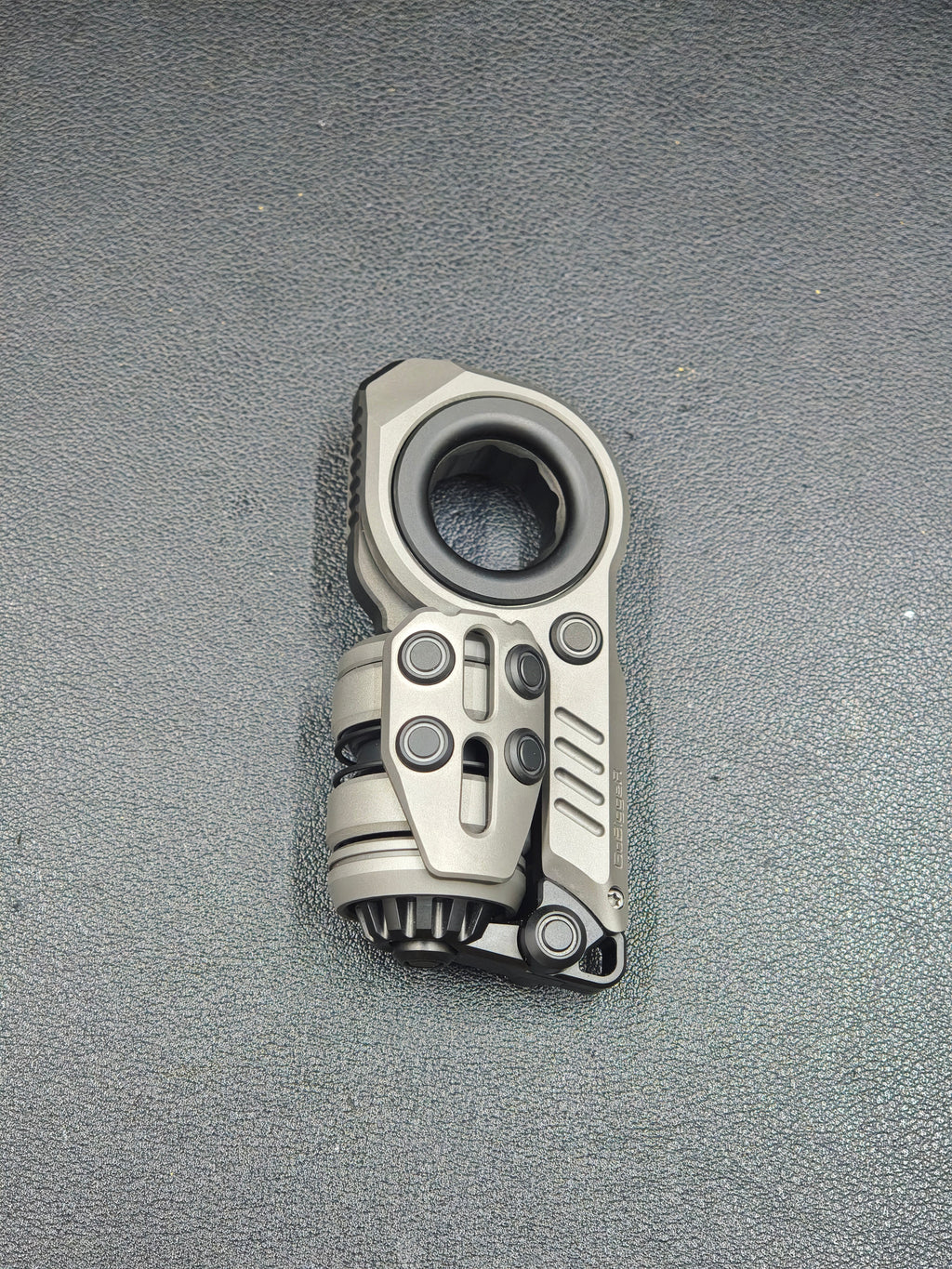 Sinian Titanium