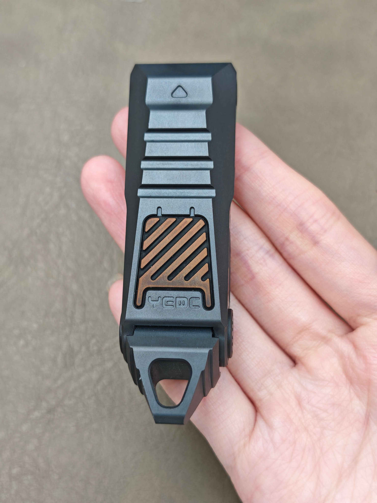 Razor Zirconium