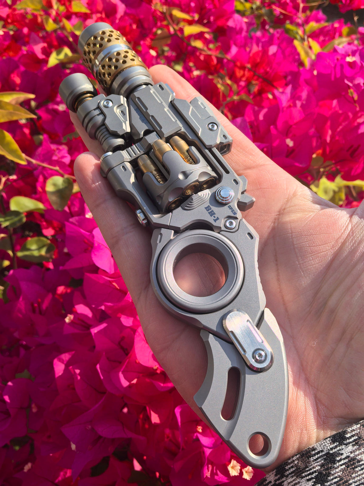 Breaker Titanium