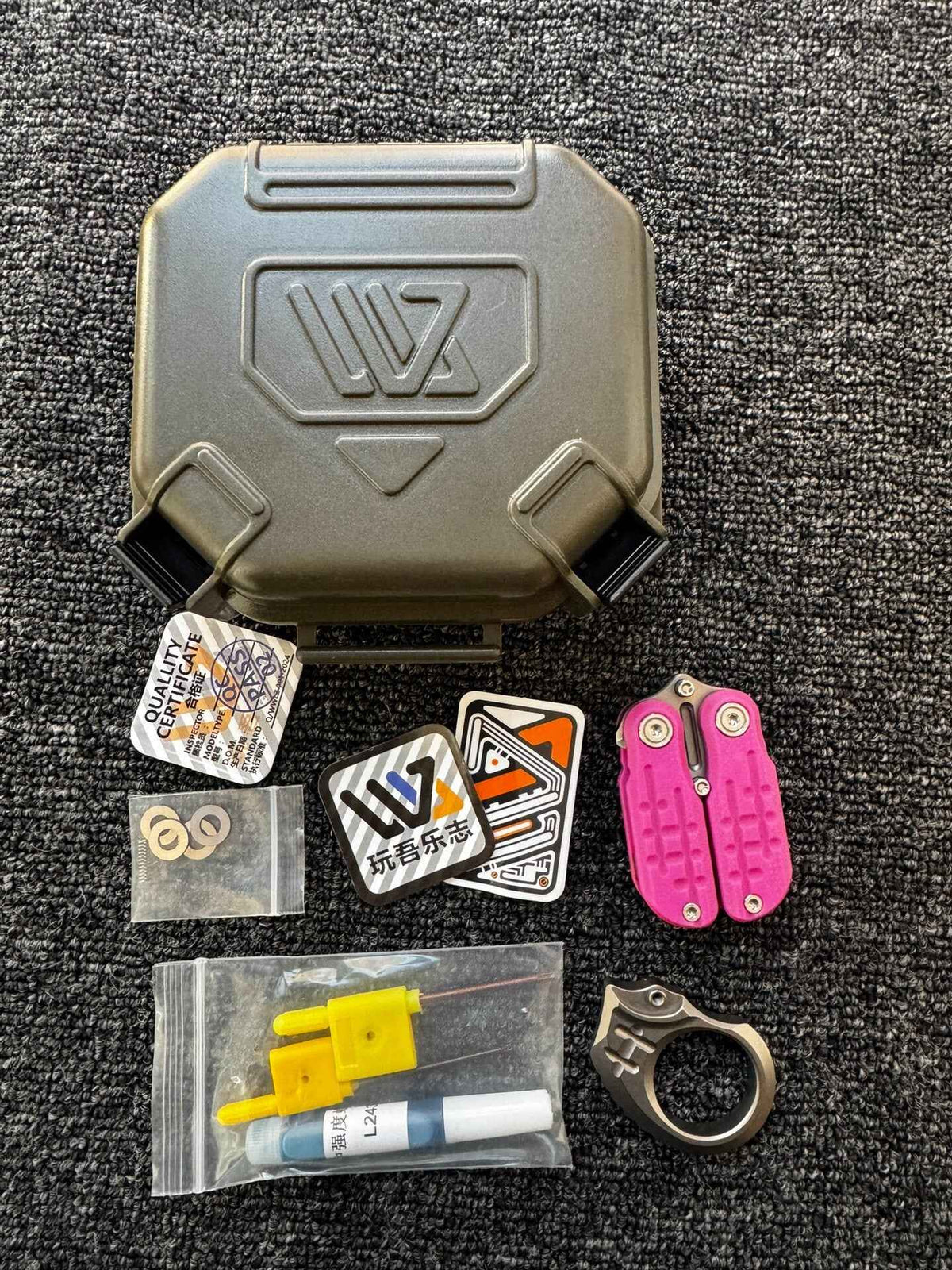 AQUAKING, Titanium, G10
