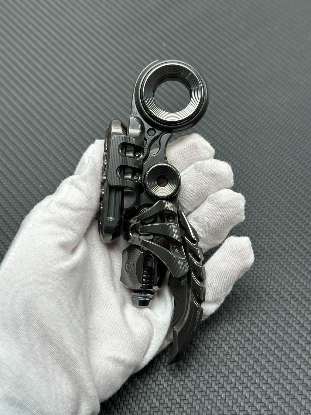 EXOSKELETON Titanium
