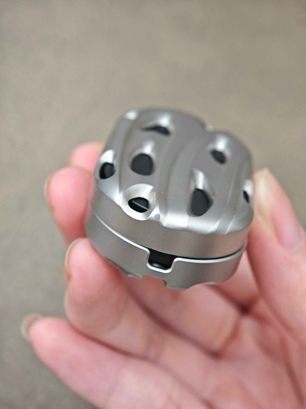 Lag Stainless Steel
