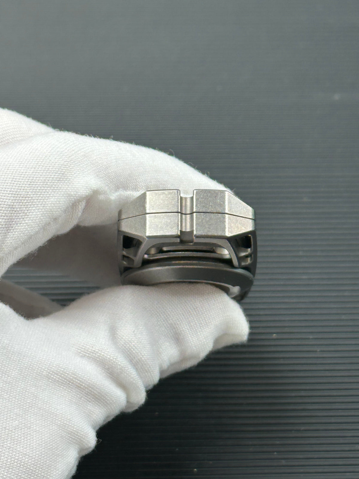 Ling Yin Titanium