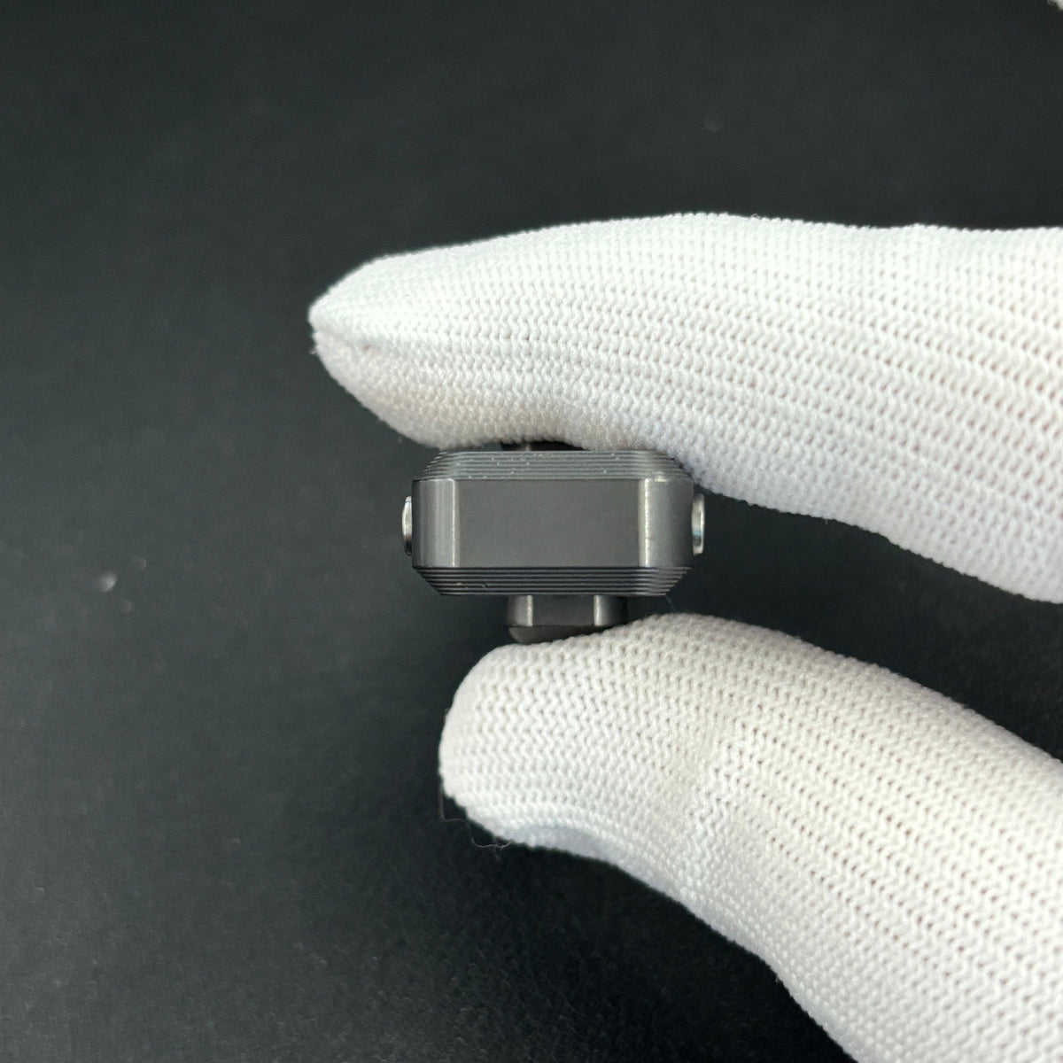 X Lock Zirconium