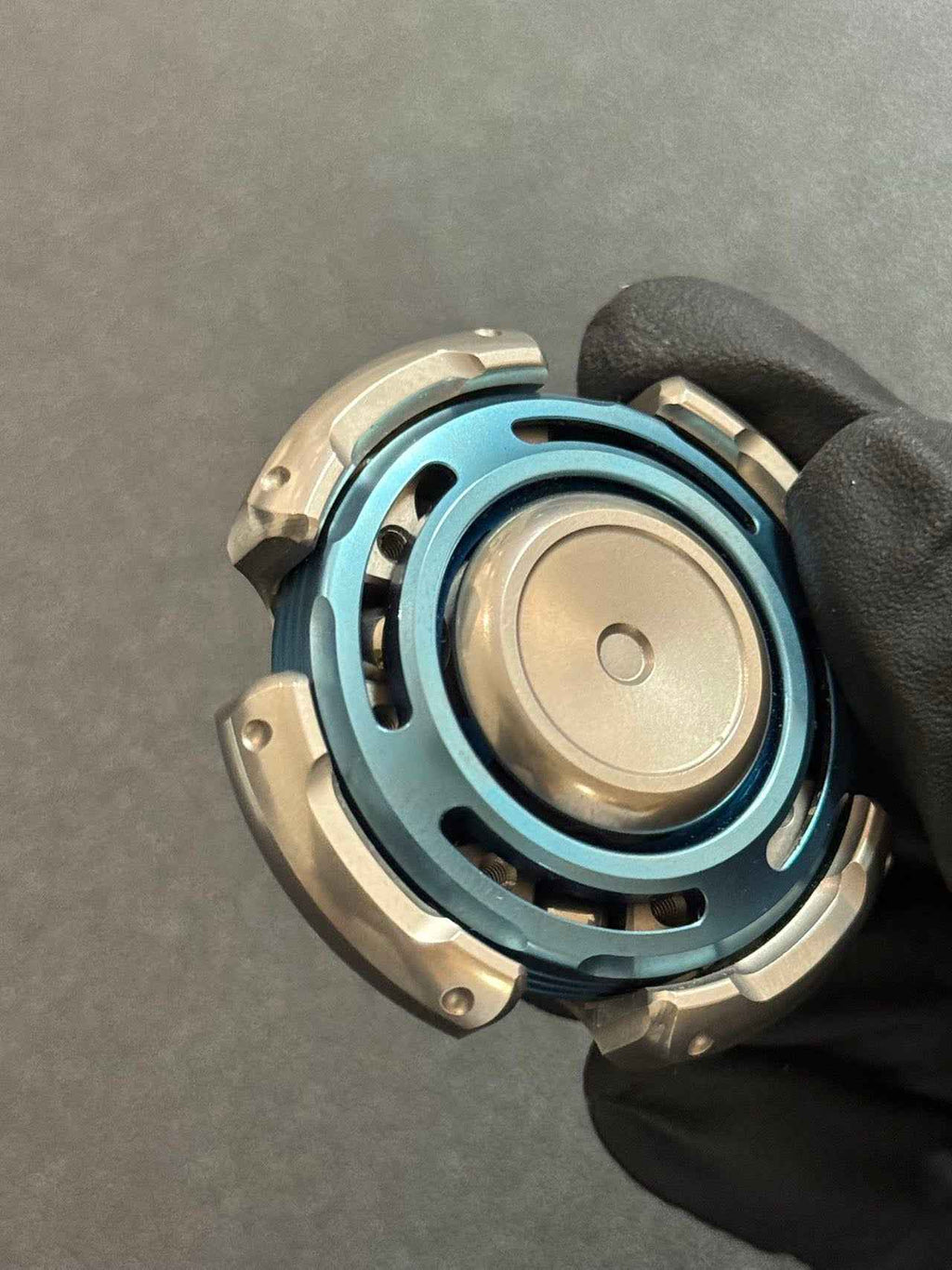 Resonance Titanium