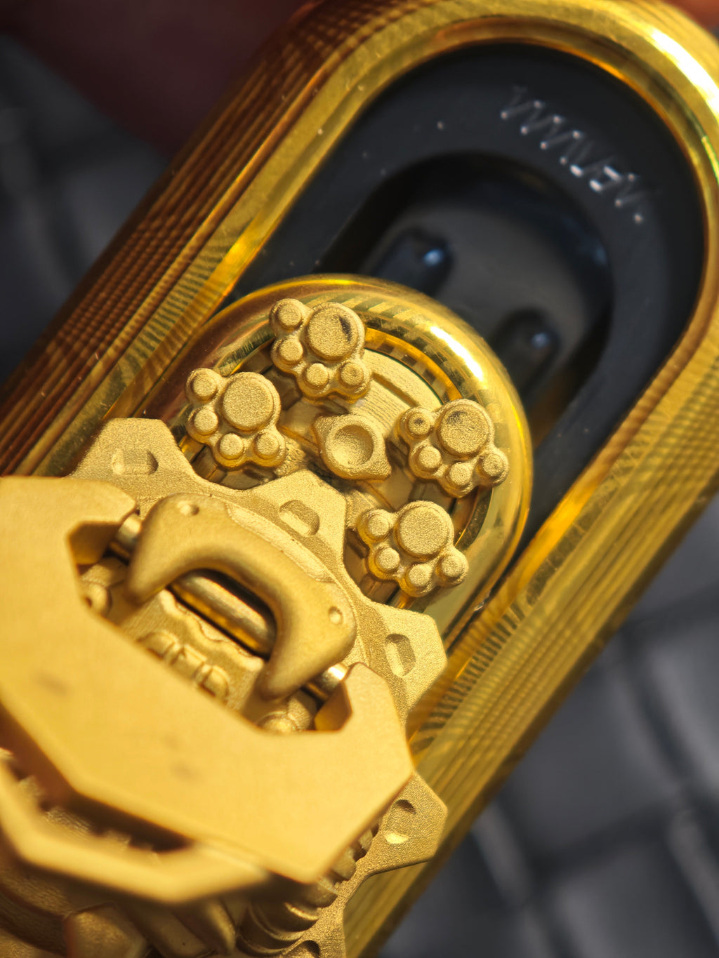Cyber Jiaotu Damasteel Gold Plated
