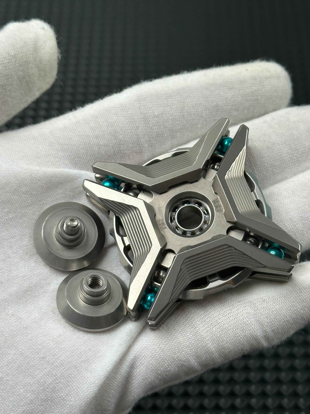 Manzala Titanium