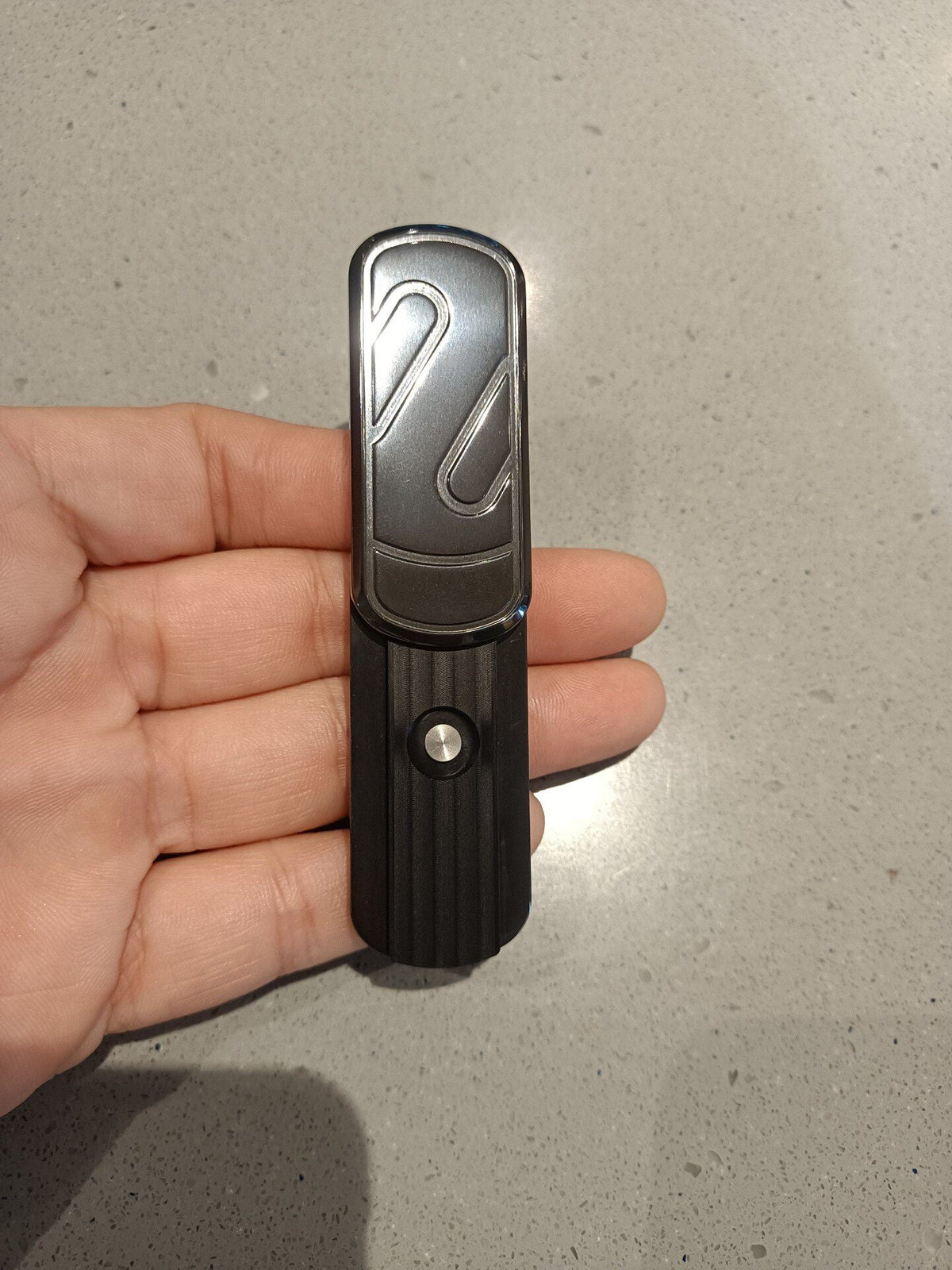 Ji Li Zirconium