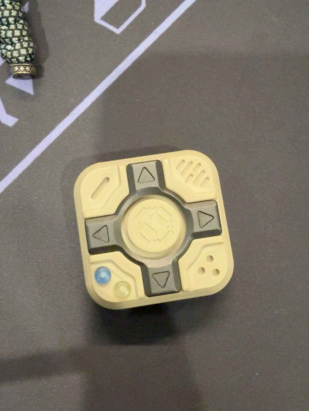 P-CUBE PEEK
