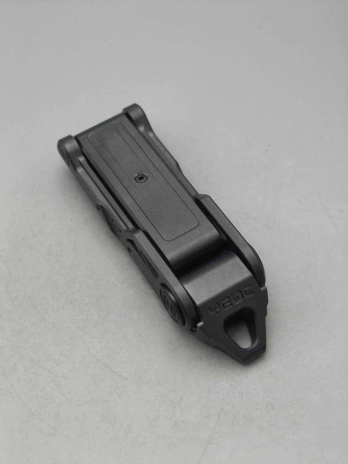 Razor Zirconium
