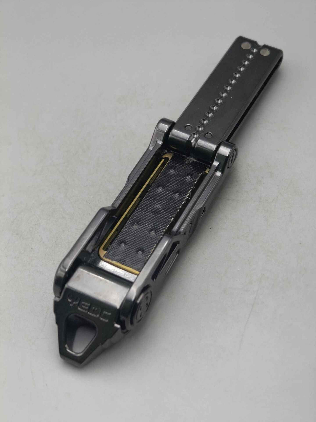 Razor