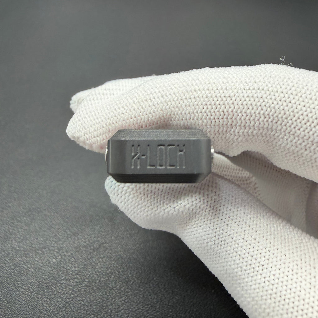 X Lock Zirconium