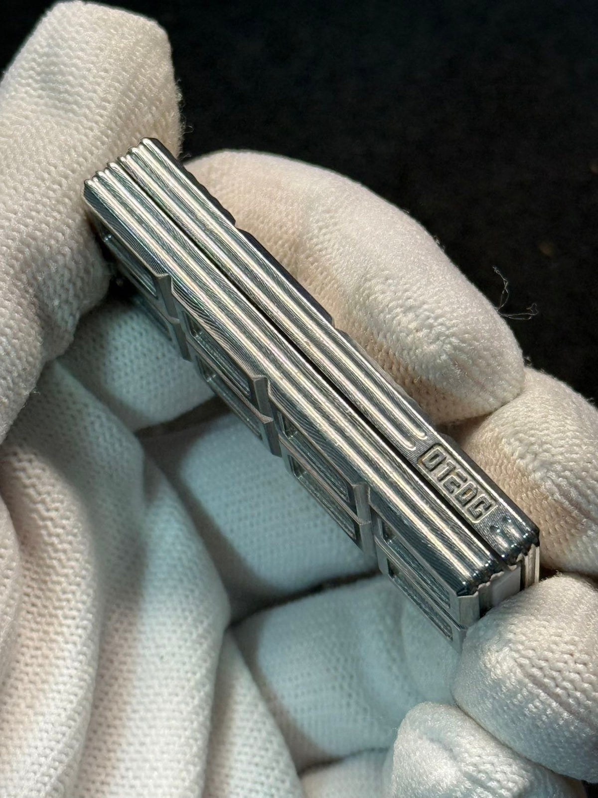 Ultra Thin Wafer Damasteel
