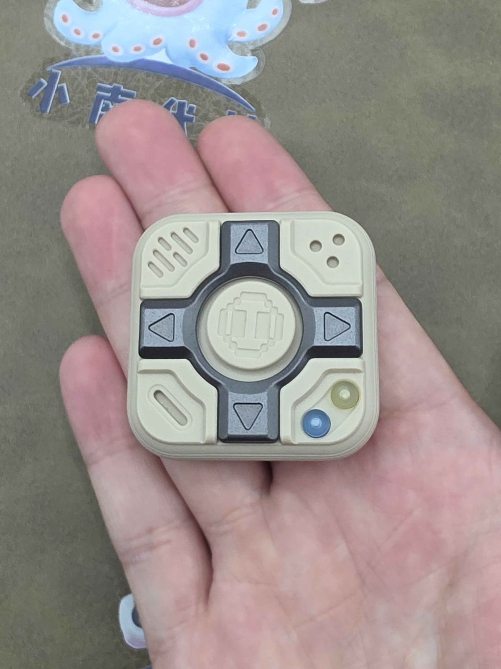 P Cube PEEK