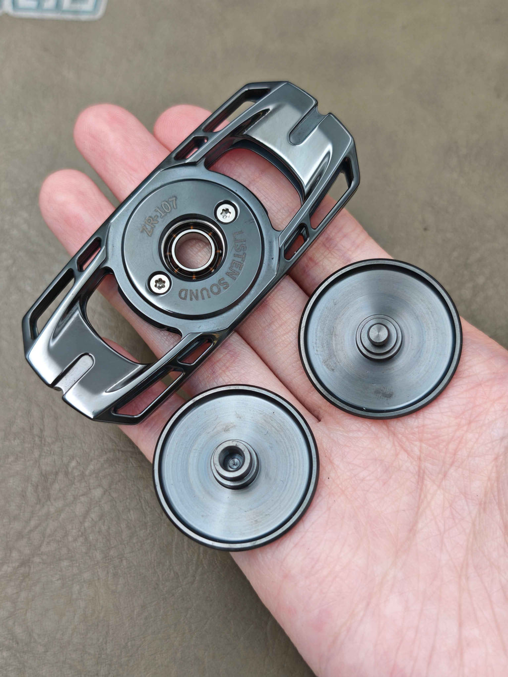 Ling Yin Zirconium Polished