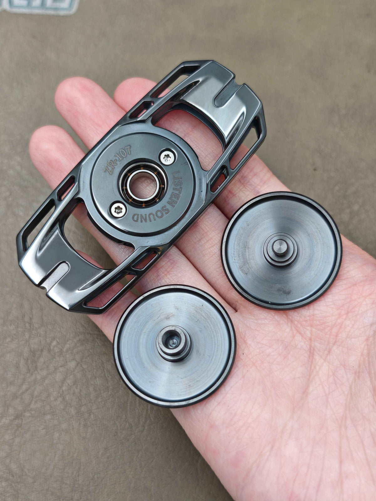 Ling Yin Zirconium Polished