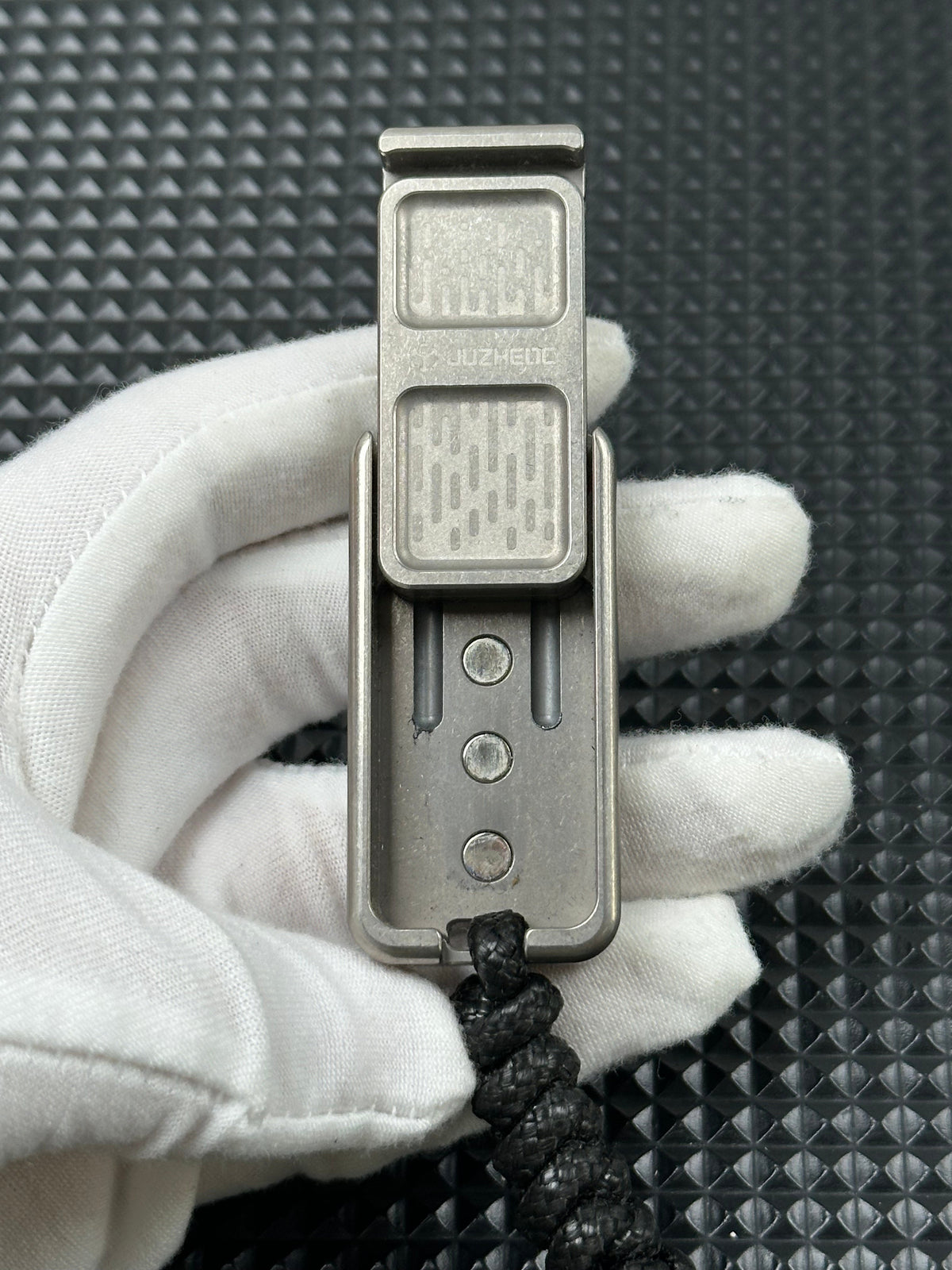 Pop Up Titanium