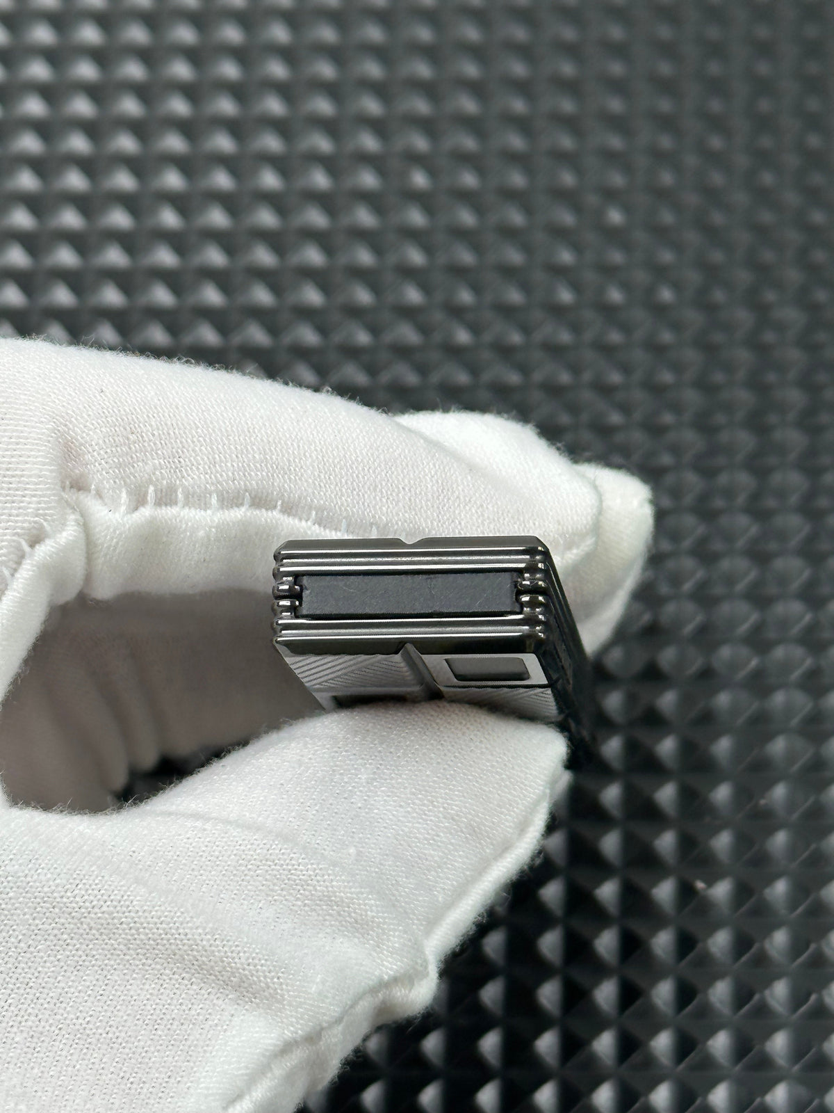 Ultra Thin Wafer Zirconium Polished
