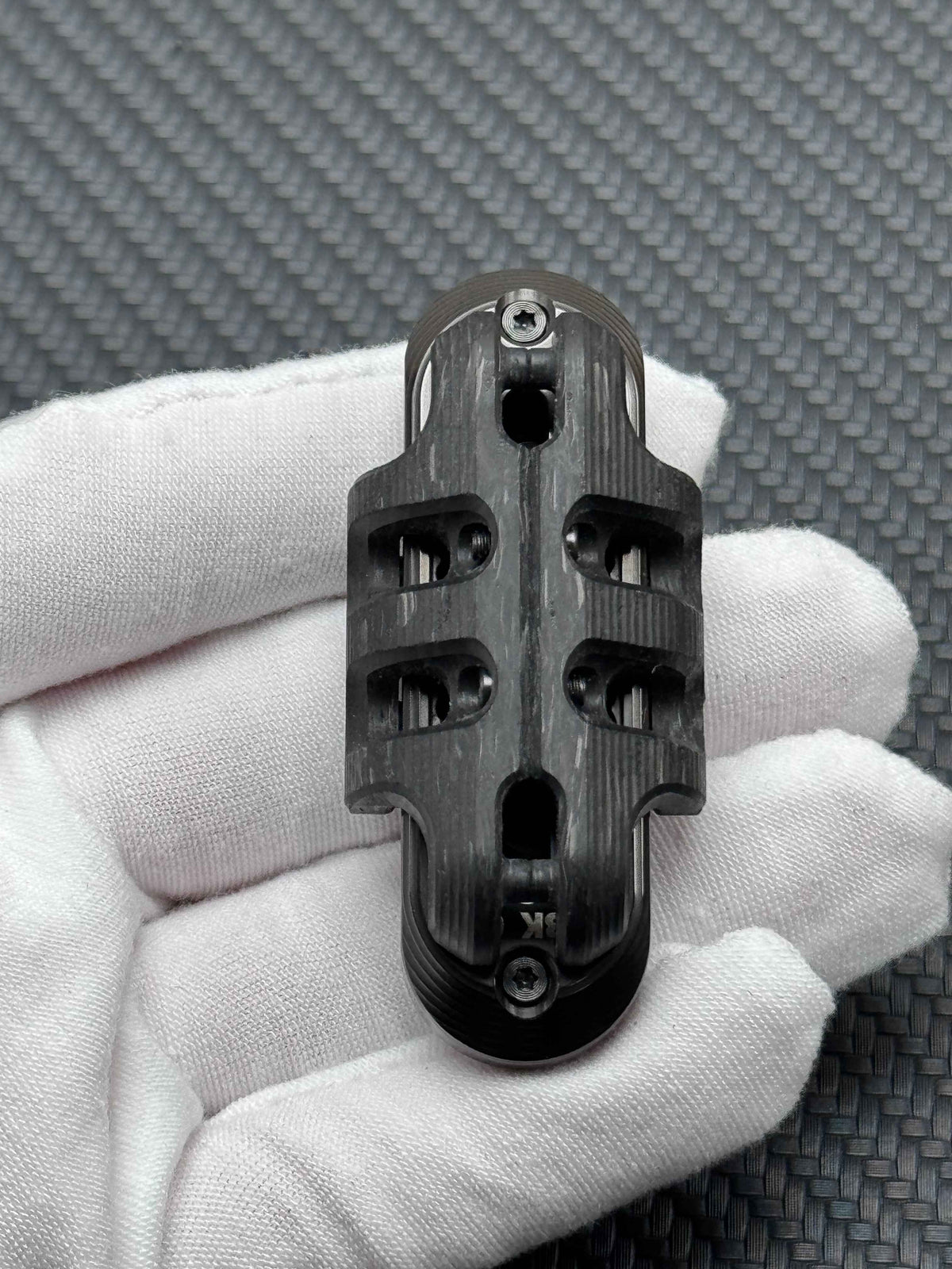 EXOSKELETON Carbon Fiber Bone Core