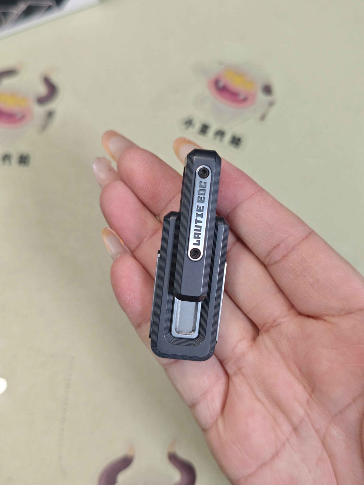 X Lock Zirconium