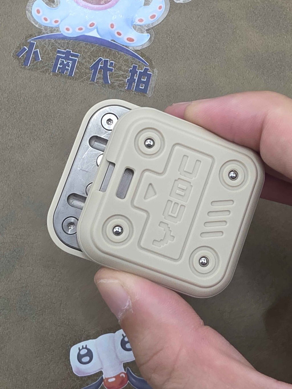 P Cube PEEK