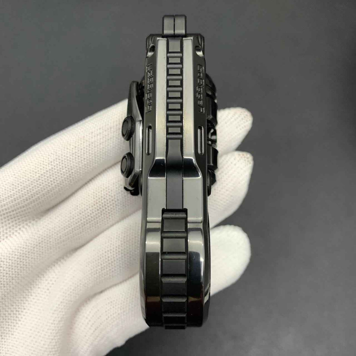 Sinian Zirconium