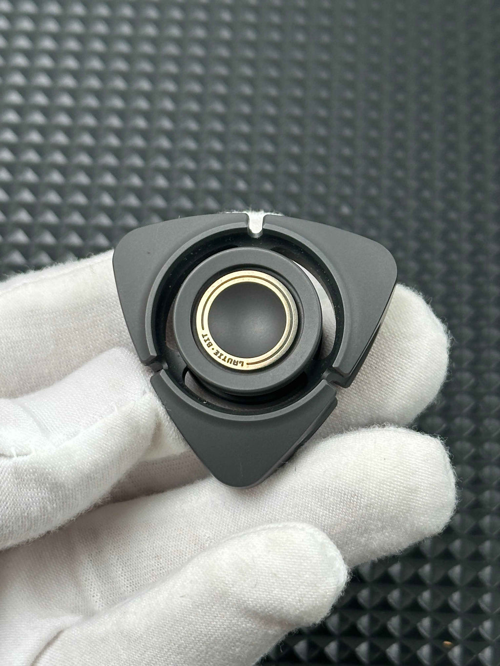 BIT 04 Zirconium
