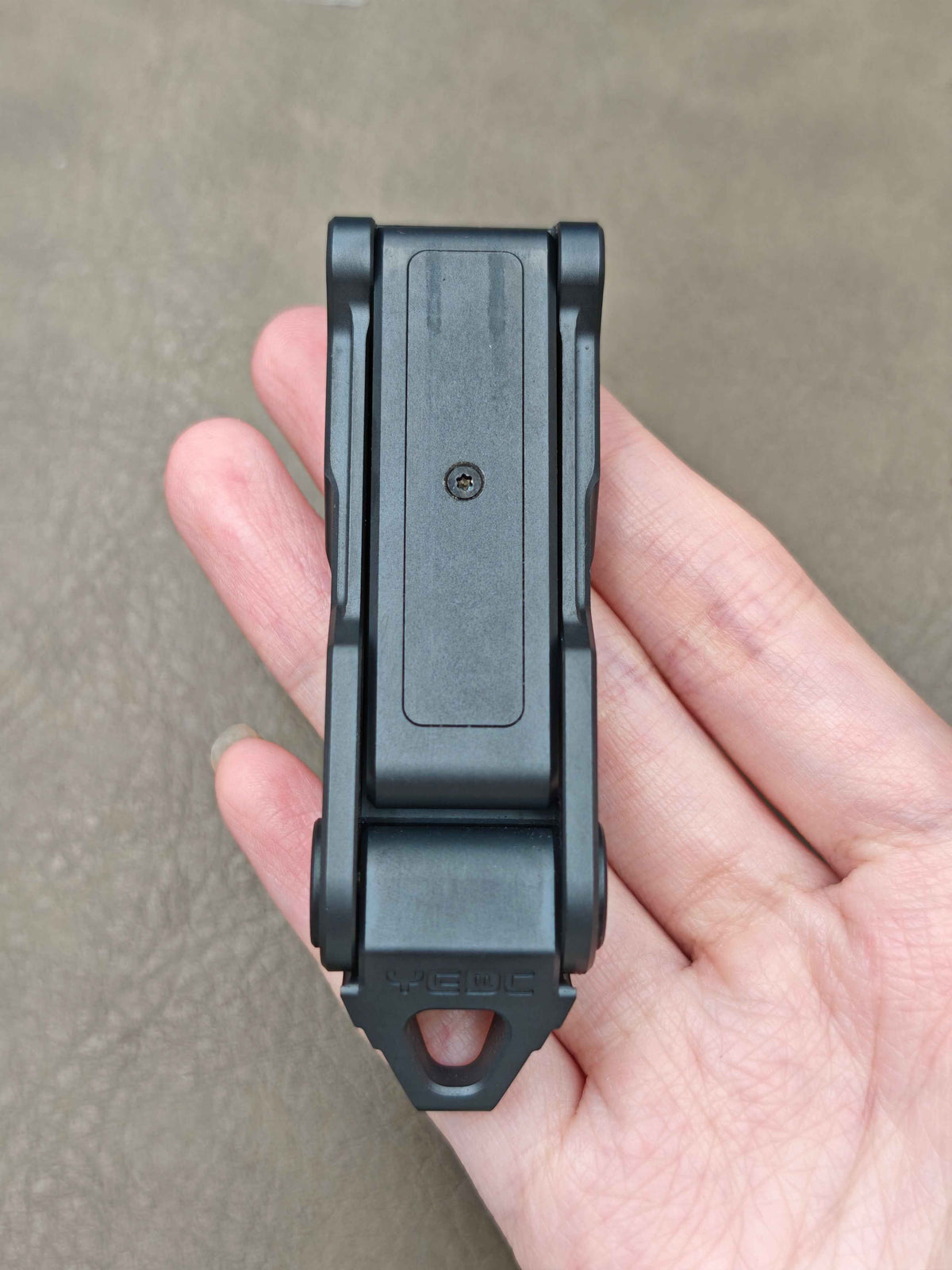 Razor Zirconium