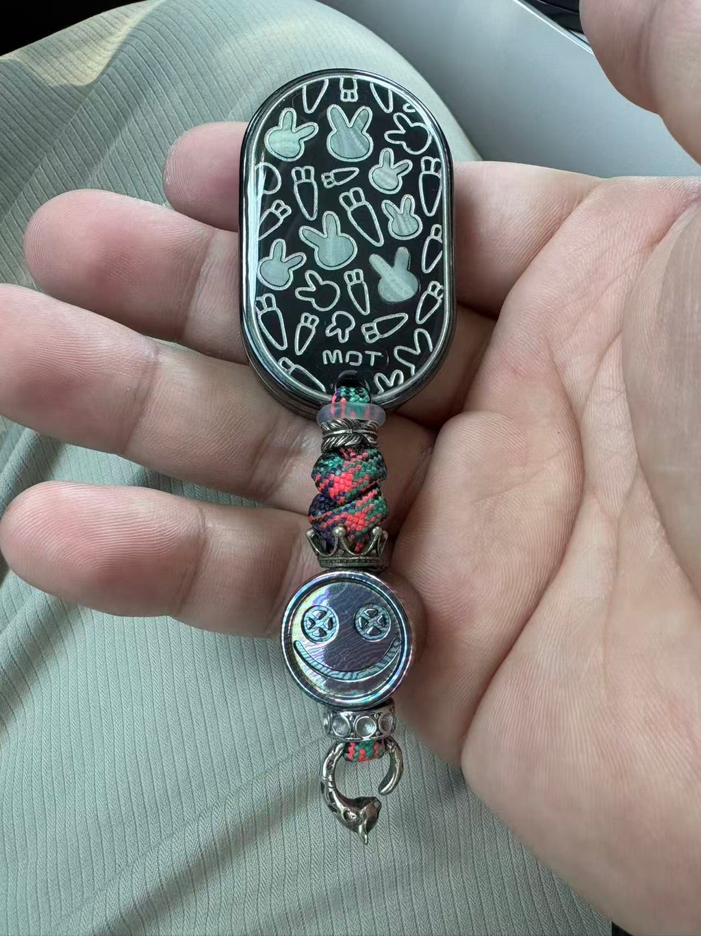 Grumpy Rabbit Rhythm Zirconium Resin-Sealed