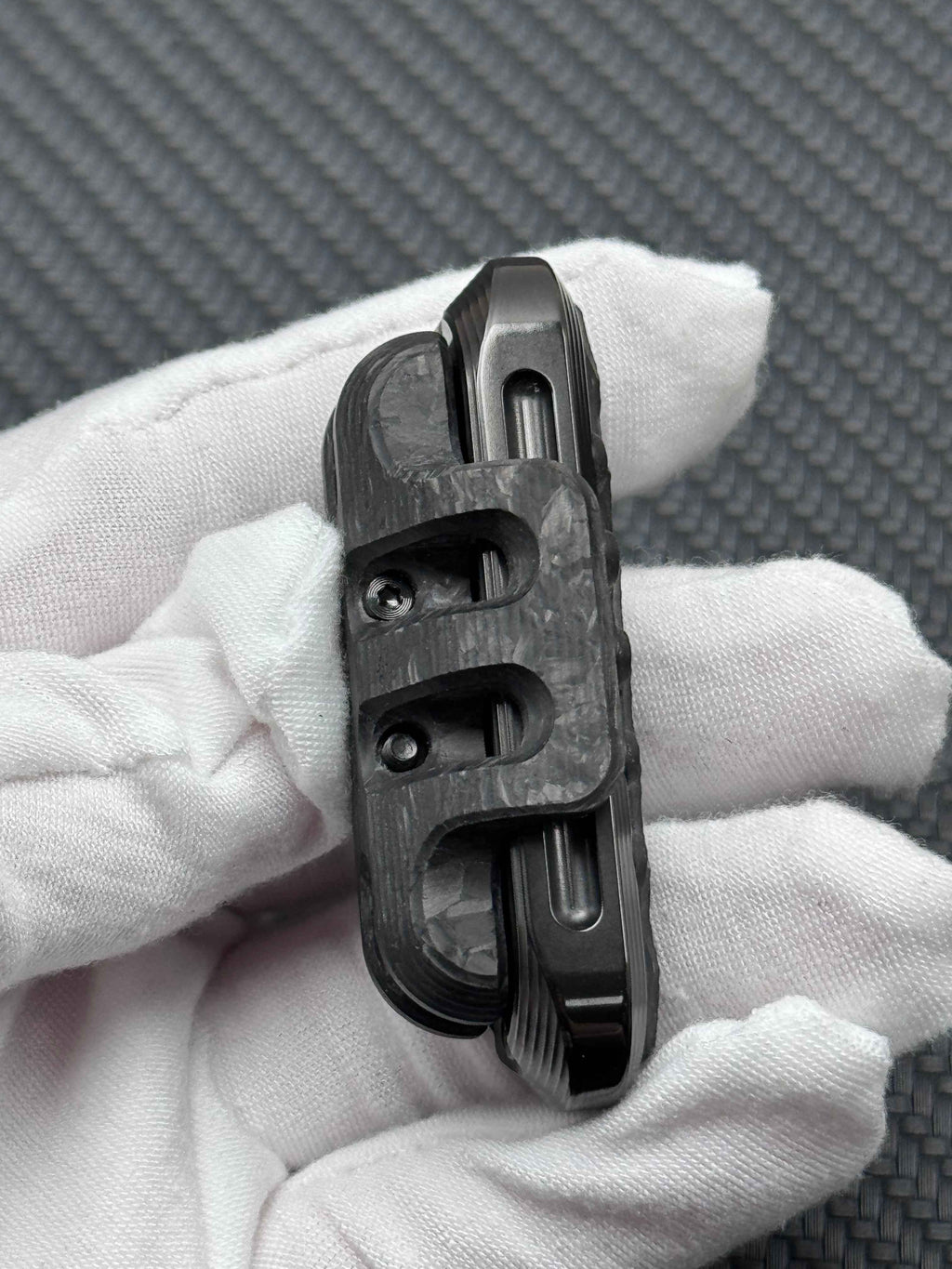 EXOSKELETON Carbon Fiber Bone Core