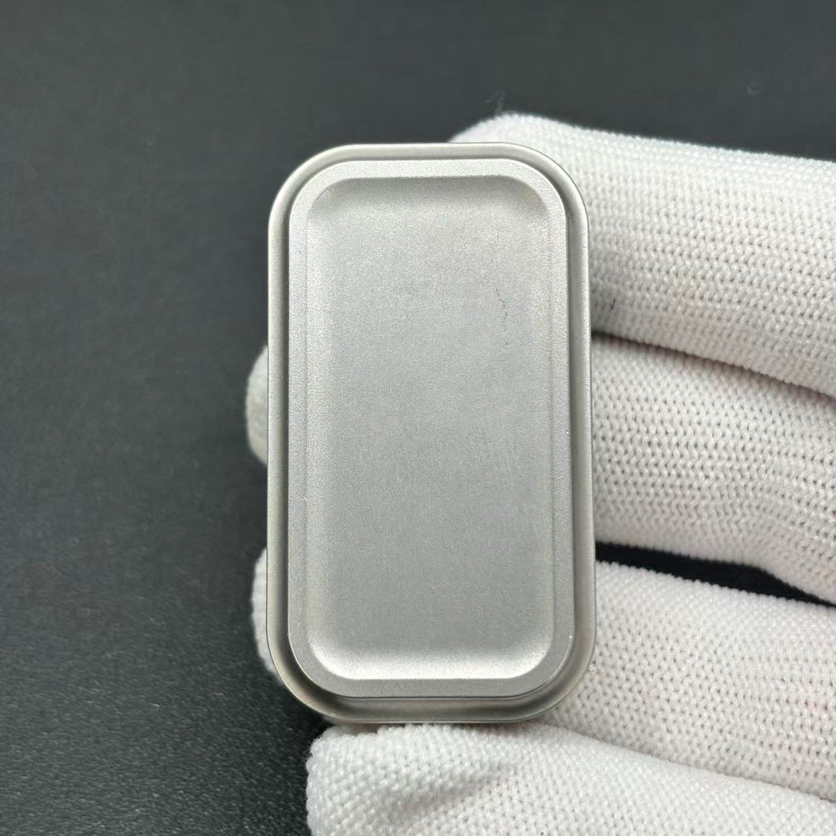 Magnet Feel Stainless Steel
