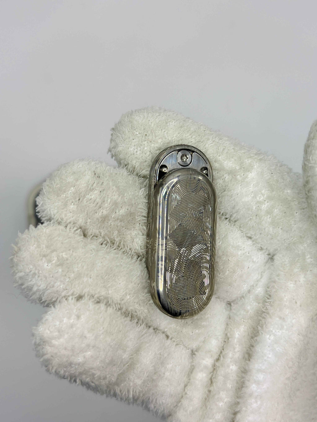 Top B Rain Titanium Engraved Polished