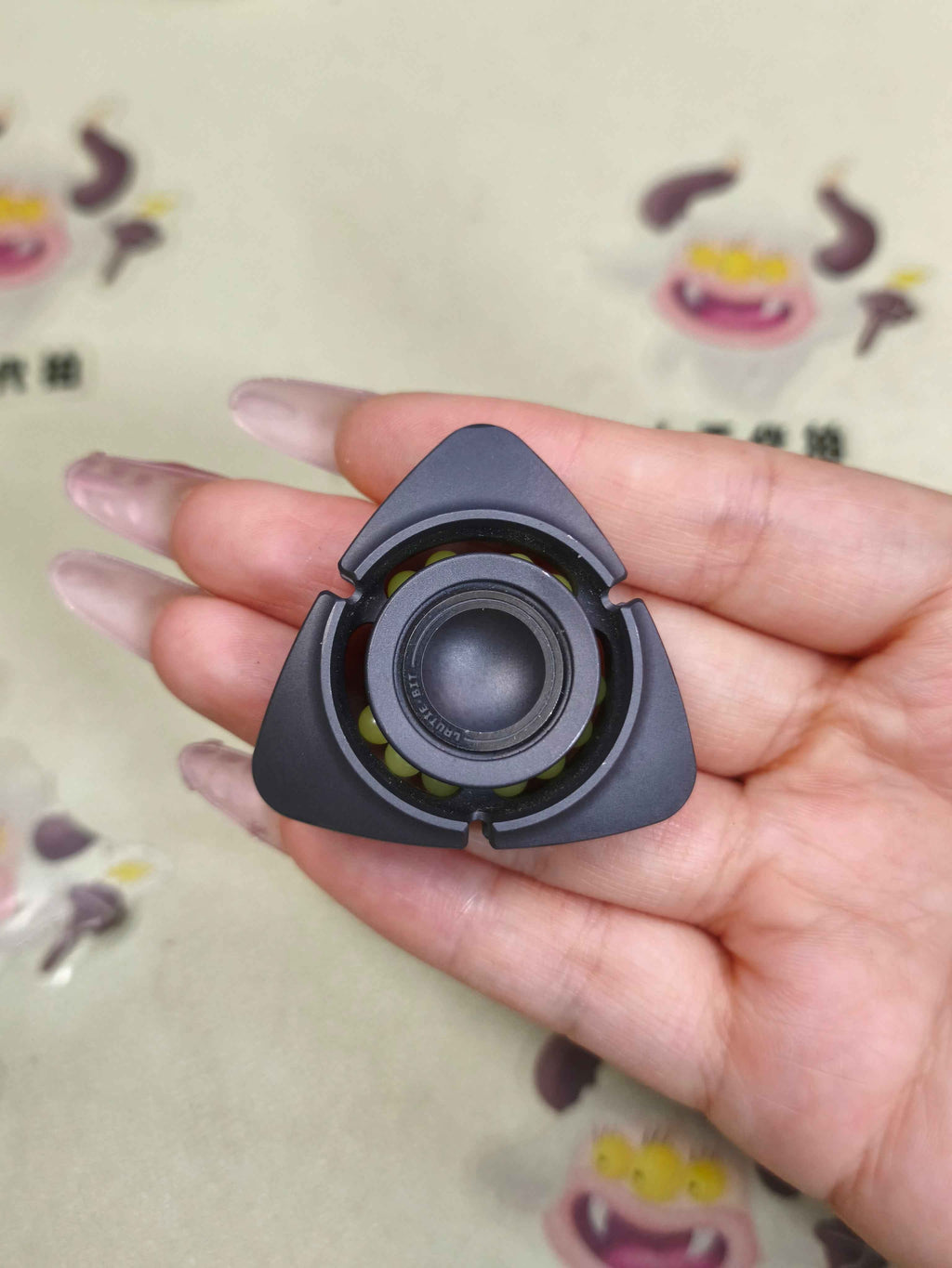 BIT 04 Zirconium