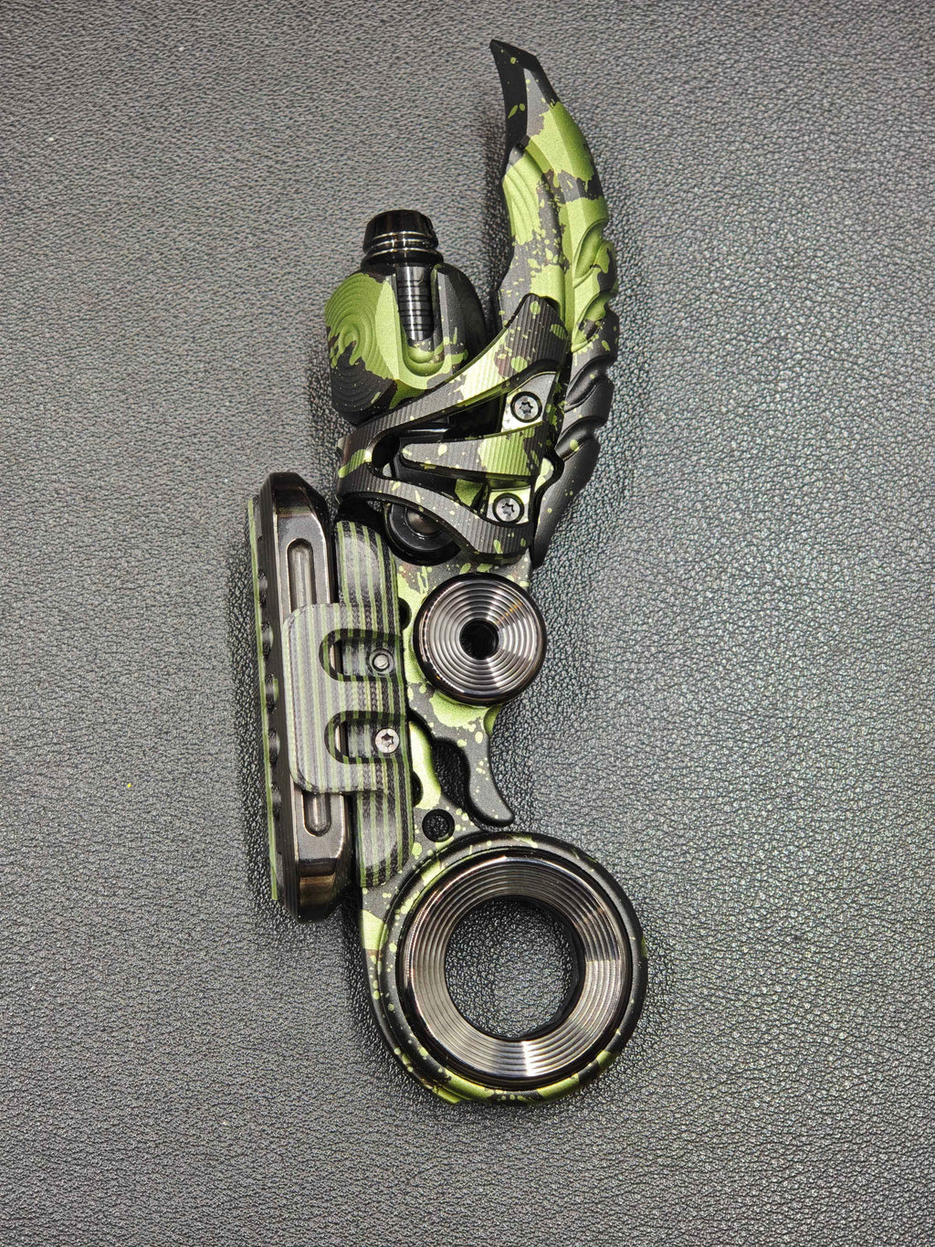 EXOSKELETON G10 Green Black Bone Core Stainless Steel