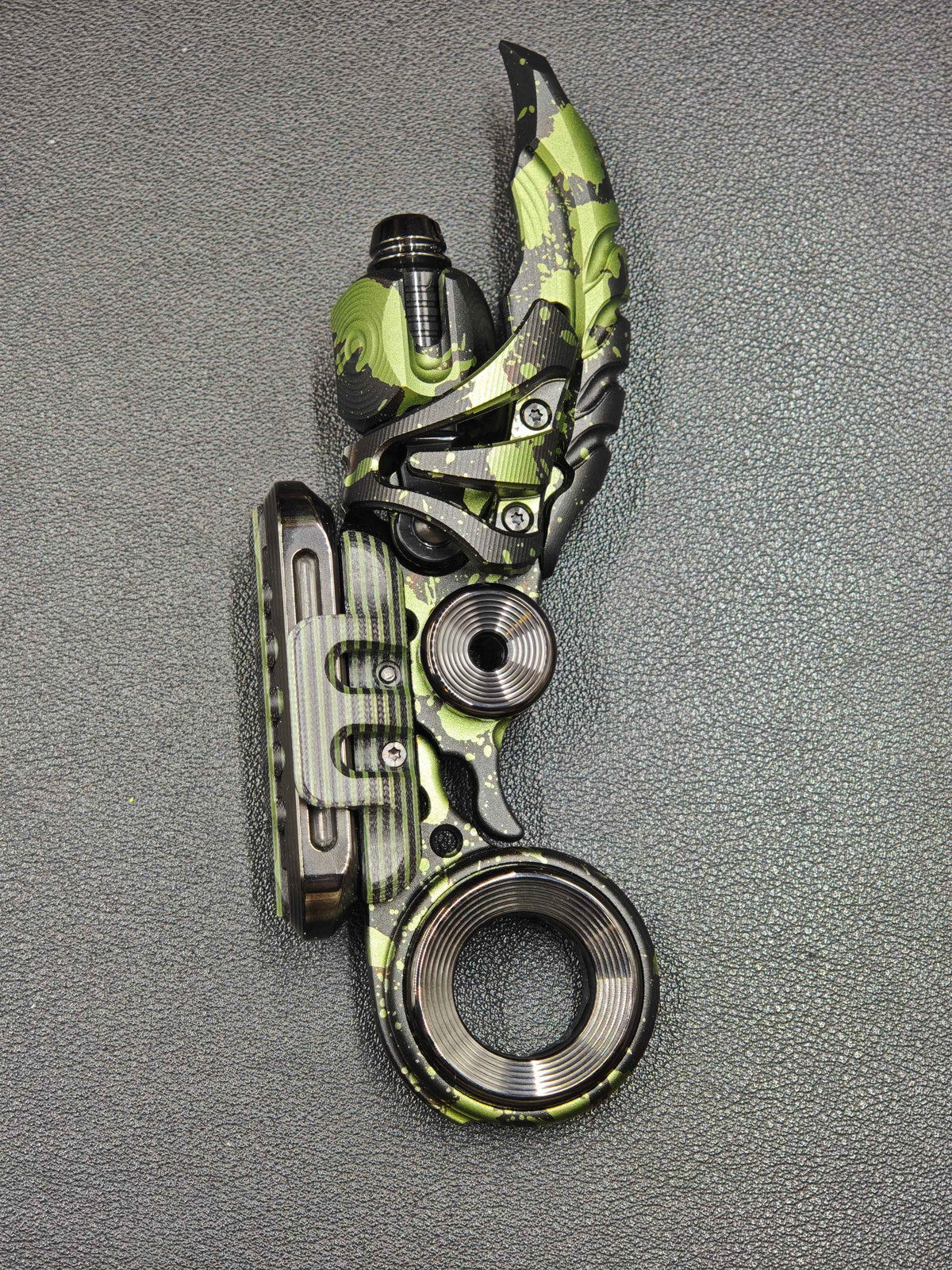 EXOSKELETON G10 Green Black Bone Core Stainless Steel