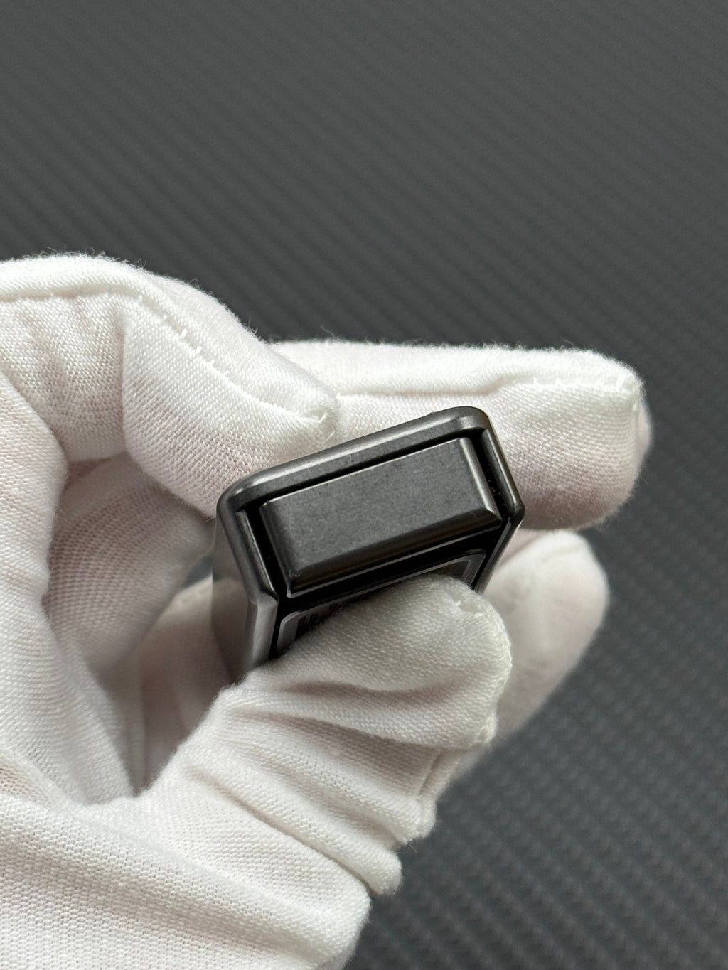 Pop Up Zirconium